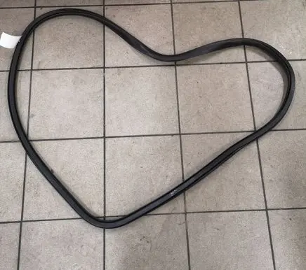Volvo V40 Front door rubber seal