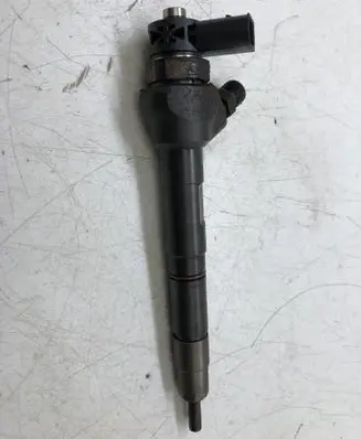 Volkswagen Golf VII Fuel injector 04L130277AJ 0445110