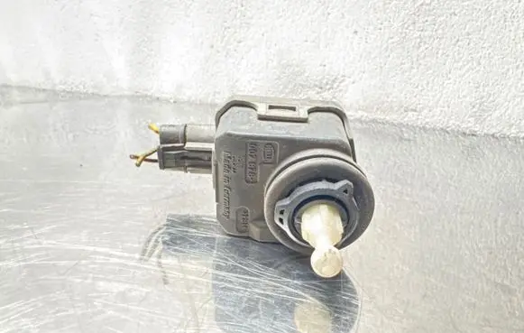 Opel Astra G Headlight level adjustment motor 00787830