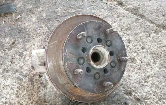Ford Transit Front wheel hub