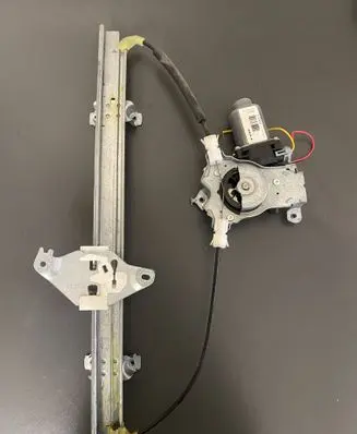 Nissan Note (E11) Front window lifting mechanism without motor 402378A