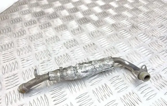 Volkswagen Phaeton EGR valve line/pipe/hose
