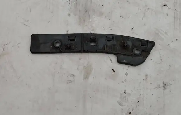 Peugeot Partner Fender mounting bracket