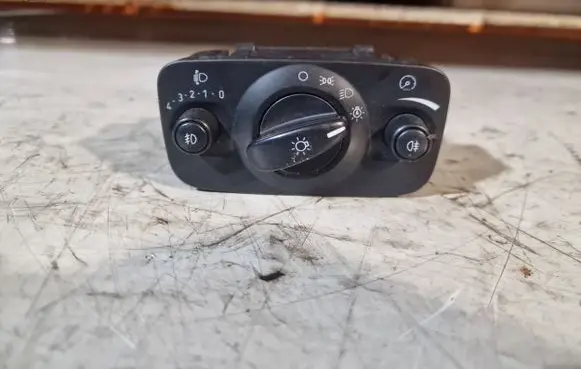 Ford Mondeo MK IV Light switch 6G9T13A024CF