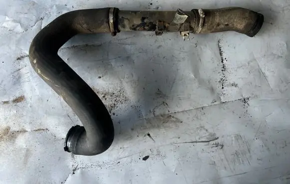 Opel Frontera B Intercooler hose/pipe