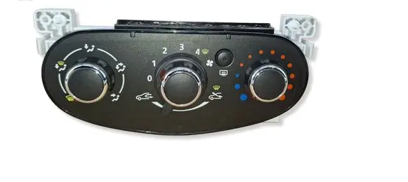 Dacia Duster Climate control unit 67001SH71 N109743D