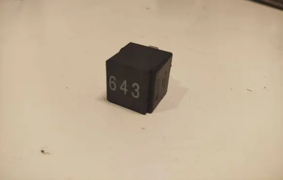Audi A4 S4 B8 8K Other relay 8K0951253