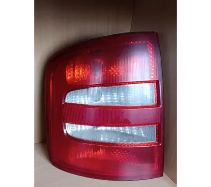 Skoda Fabia Mk1 (6Y) Rear/tail lights 6y9945095