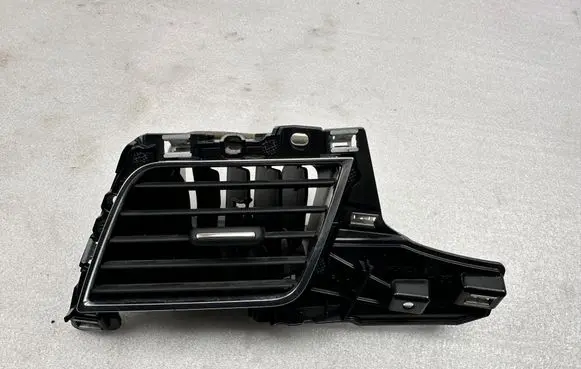Audi A8 S8 D4 4H Dashboard side air vent grill/cover trim 4H1820901C 4H1820901