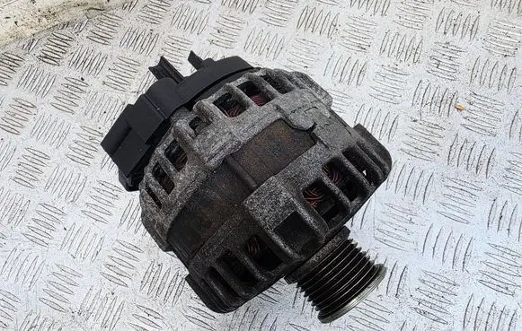 Nissan Qashqai Generator/alternator 231004BE0B