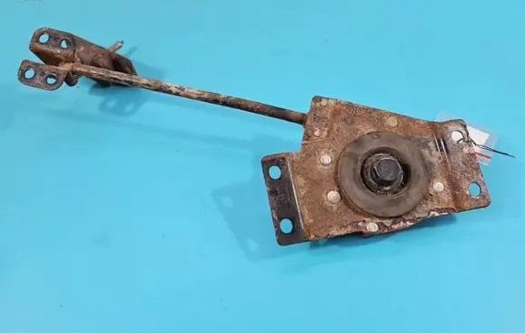 KIA Carens II Spare wheel mounting bracket IMPRK1359868