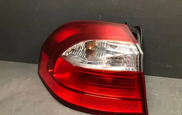 KIA Rio Rear/tail lights 924011W2L