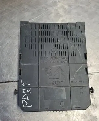 Peugeot Partner Fuse module 281164872 281197595