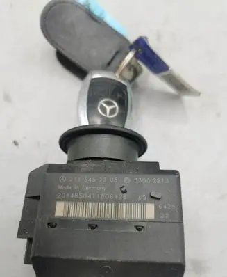 Mercedes-Benz E W211 Ignition lock A2115452308 33002213