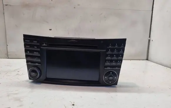 Mercedes-Benz CLS C219 Radio/CD/DVD/GPS head unit A2118705094 A2118700994 A0024420460