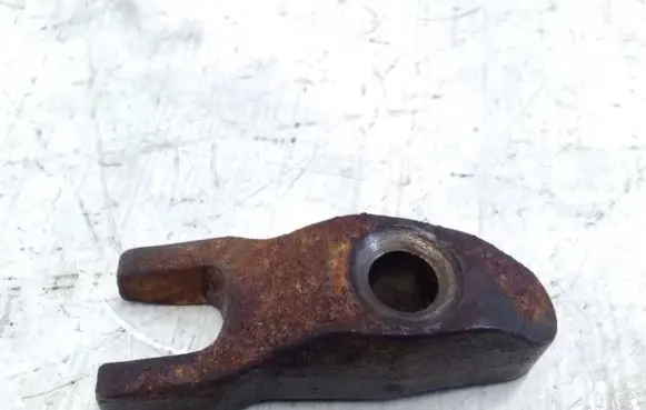 KIA Sportage Fuel Injector clamp holder