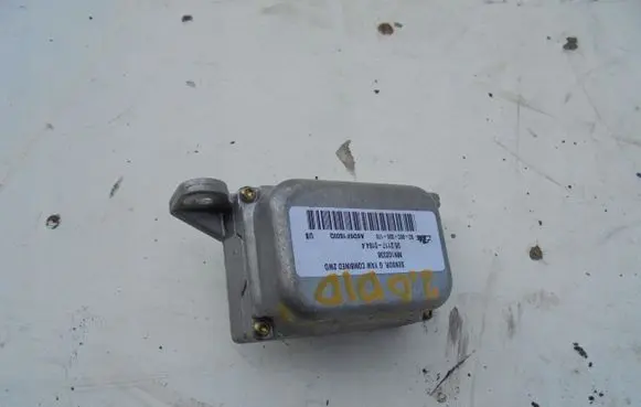 Mitsubishi Grandis ESP acceleration yaw rate sensor MN102338
