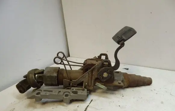 Volkswagen PASSAT B5 Steering wheel axle 3B0419502
