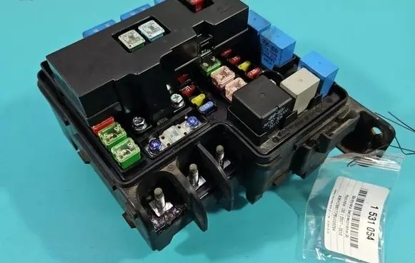 Hyundai i30 Fuse box set IMPRK1531054