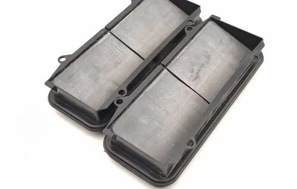 Nissan Leaf II (ZE1) Quarter panel pressure vent 8200213712