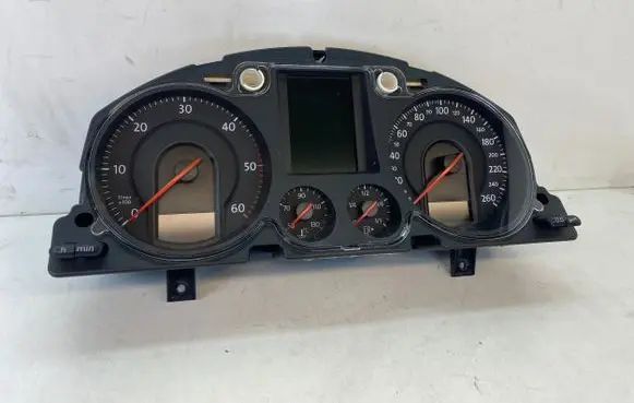 Volkswagen PASSAT B6 Speedometer (instrument cluster) 3C0920871E