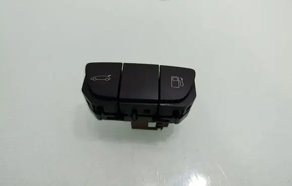 Peugeot 508 Tailgate opening switch 96661584XT