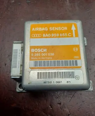 Audi A4 S4 B5 8D Airbag control unit/module 8A0959655C 0285001038