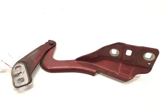 Engine bonnet/hood hinges