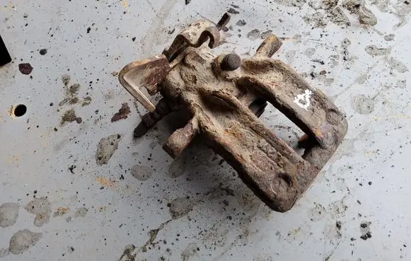 Audi A4 S4 B5 8D Rear brake caliper