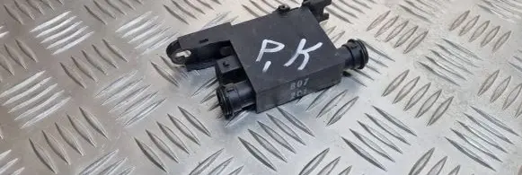 Audi A3 S3 8L Central locking motor 4A0959981A D104A