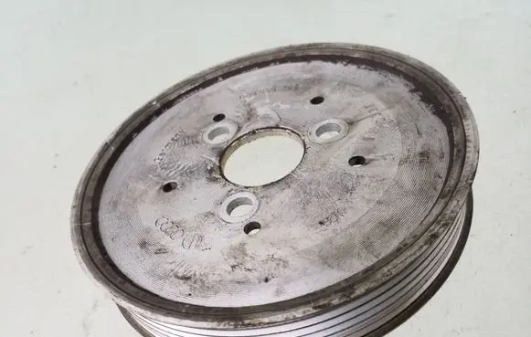 Volkswagen PASSAT B5.5 Power steering pump pulley 059145255