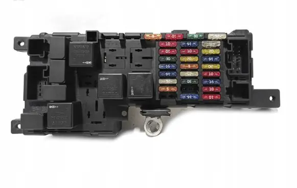 Volvo S60 Fuse module 8678449
