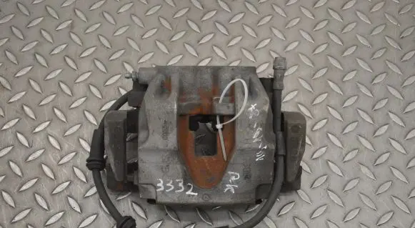 Mercedes-Benz GLE (W166 - C292) Front brake caliper
