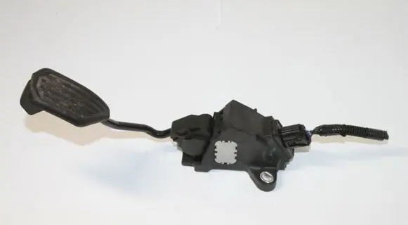 Toyota Yaris Accelerator throttle pedal 781100D100
