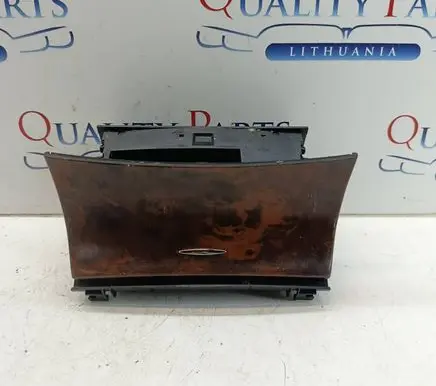Mercedes-Benz CLS C219 Car ashtray A2118101330