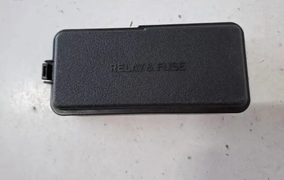 Lexus RX 450H Fuse box cover 8266248280 826620E120