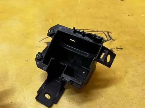 Ford Explorer VI Blind spot radar bracket LB5T14D189BA