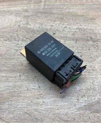 Mercedes-Benz Vito Viano W638 Other relay 0015402045 51219004