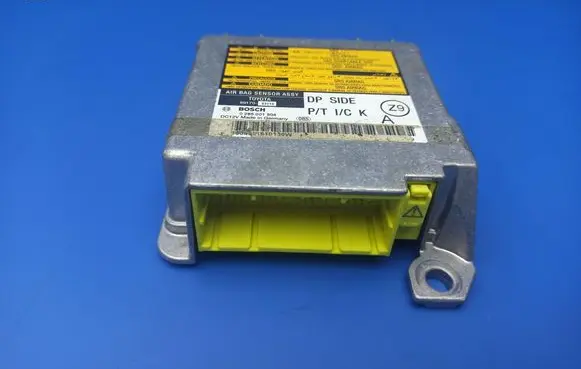 Lexus IS 220D-250-350 Airbag control unit/module 8917053110 0285001904