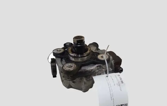 Volvo V40 Fuel injection high pressure pump 0445010681 31372081