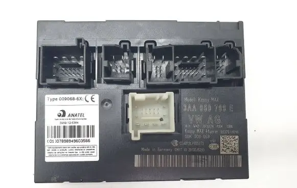 Volkswagen PASSAT B7 Central body control module 3AA959799E