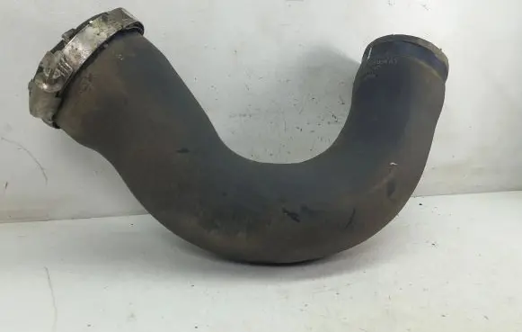 Intercooler hose/pipe
