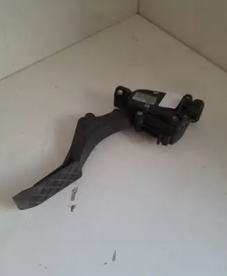 Volkswagen Transporter - Caravelle T5 Accelerator throttle pedal 7H1721503