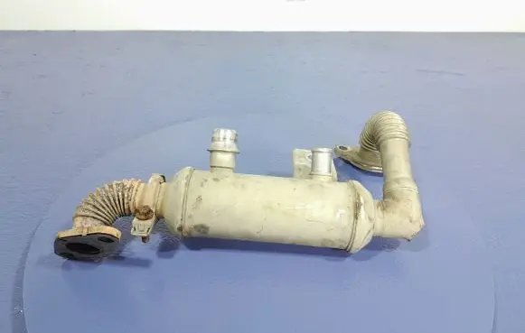 Ford Focus C-MAX EGR valve cooler 4M5Q-9F464-BD