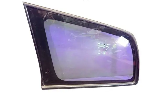 Toyota Corolla E120 E130 Rear side window