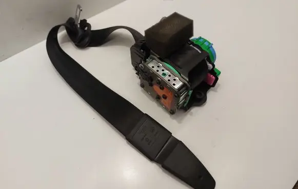 Audi A4 S4 B8 8K Front seatbelt 8K1857706K