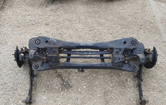 Toyota Auris E180 Rear axle beam 