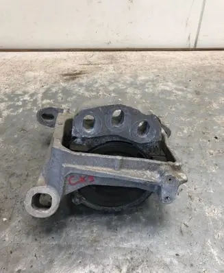 Mazda CX-5 II Engine mount bracket KD45-K1442