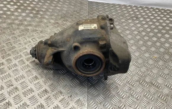 BMW 1 F20 F21 Rear differential 7599411