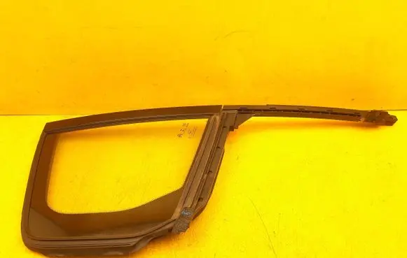 Rear vent window glass